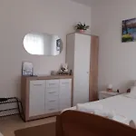 Tedy Korčula